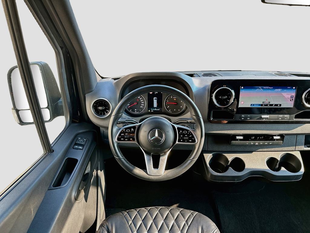 Thumbnail: 2019 Mercedes-Benz Sprinter - 12