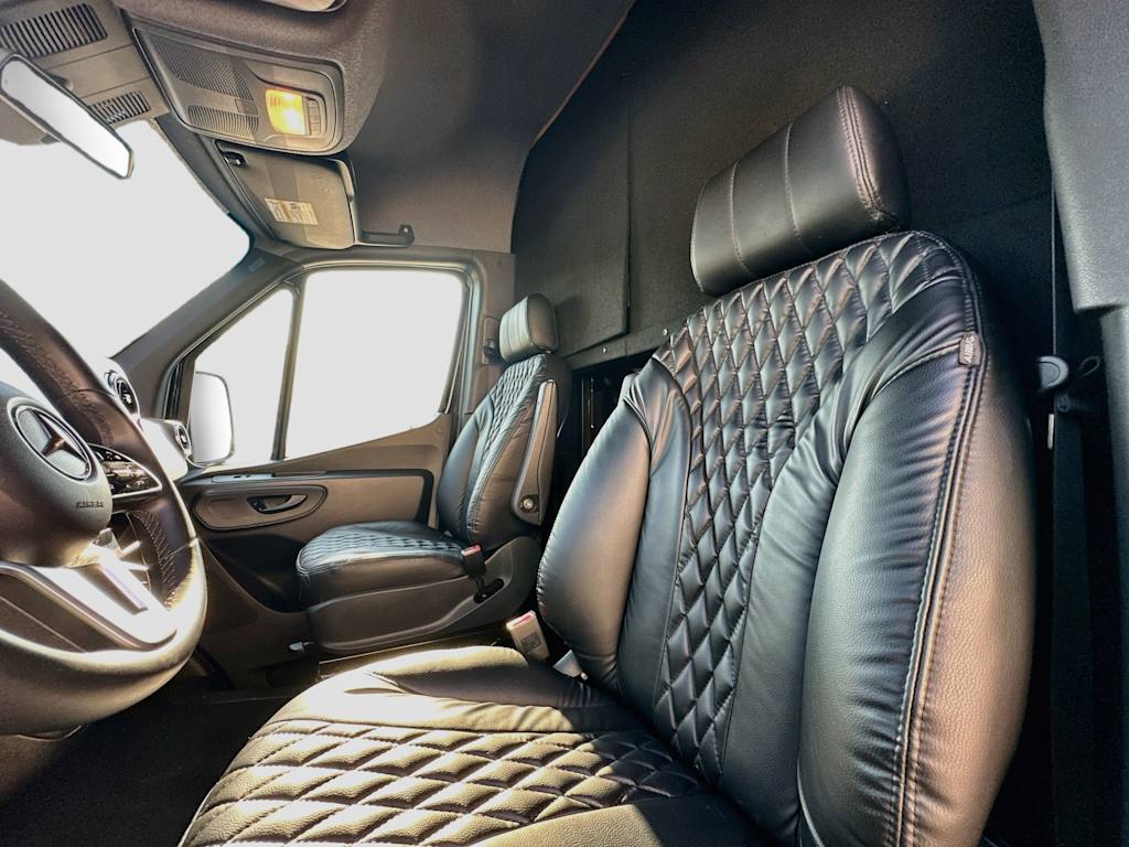 Thumbnail: 2019 Mercedes-Benz Sprinter - 10