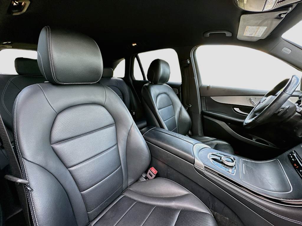 Thumbnail: 2019 Mercedes-Benz GLC - 12