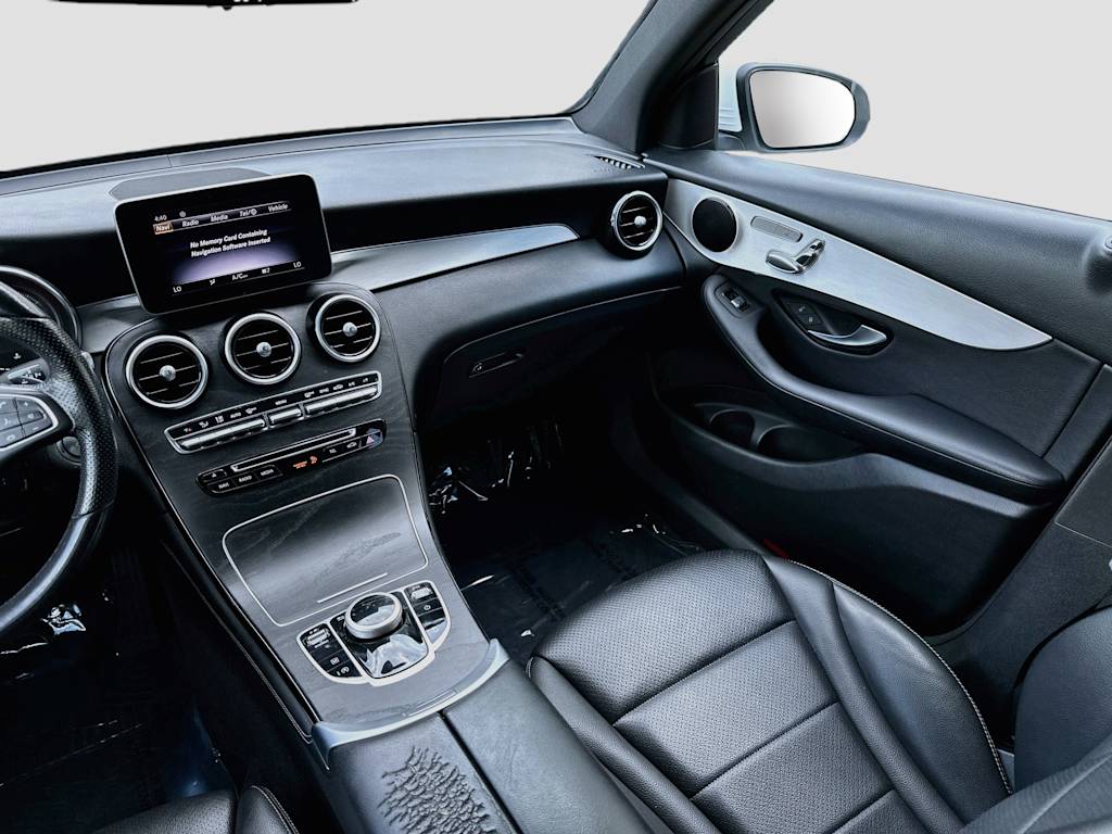 Thumbnail: 2019 Mercedes-Benz GLC - 15