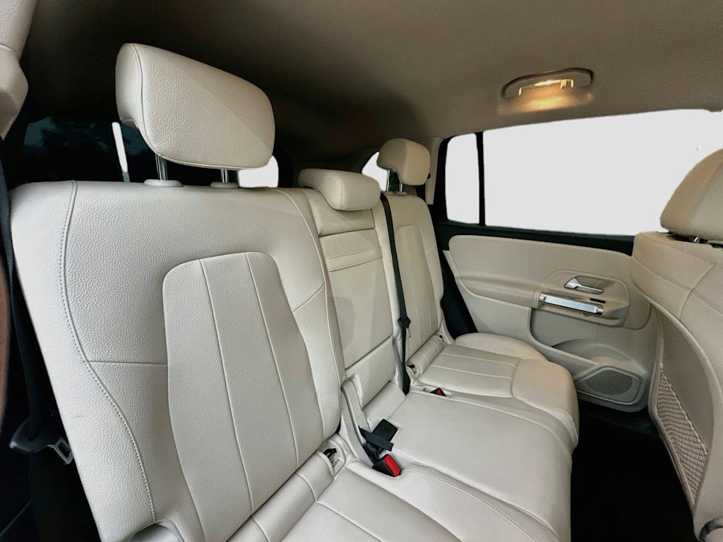 Thumbnail: 2020 Mercedes-Benz GLB - 27