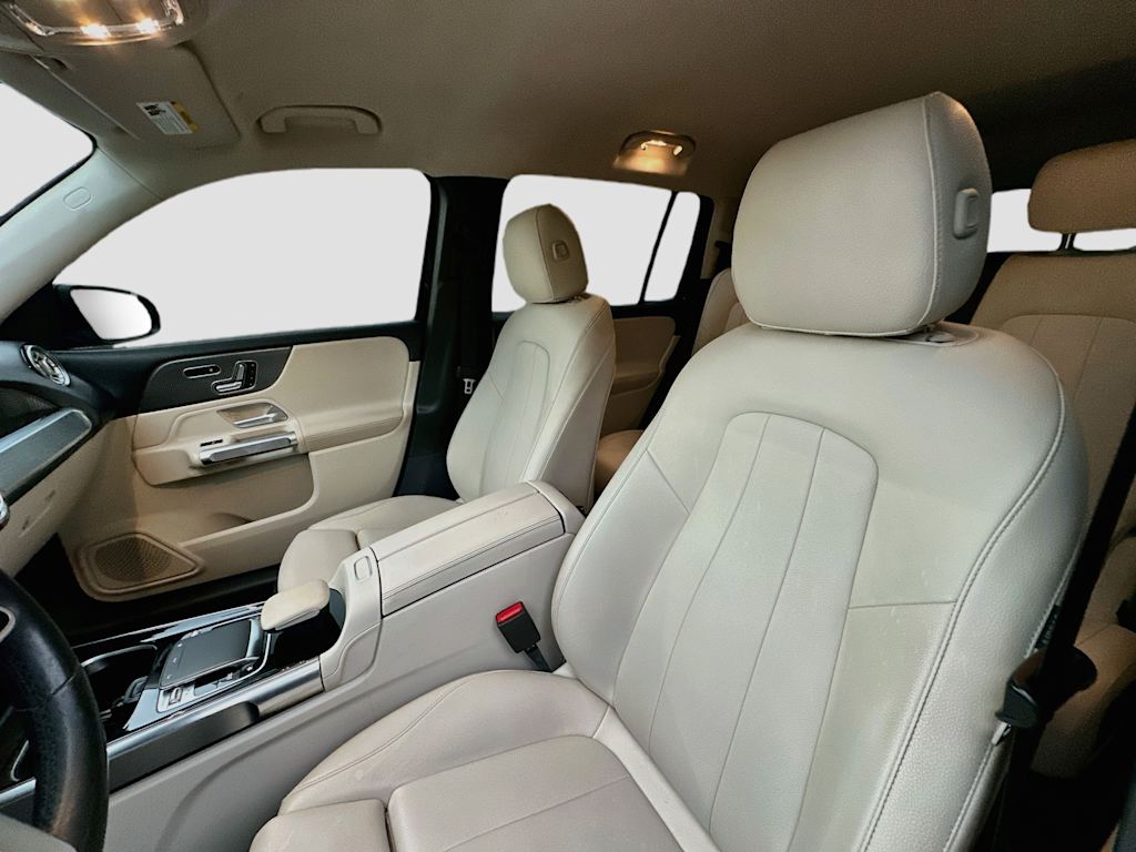 Thumbnail: 2020 Mercedes-Benz GLB - 10