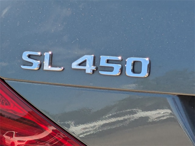 Thumbnail: 2017 Mercedes-Benz SL-Class - 23