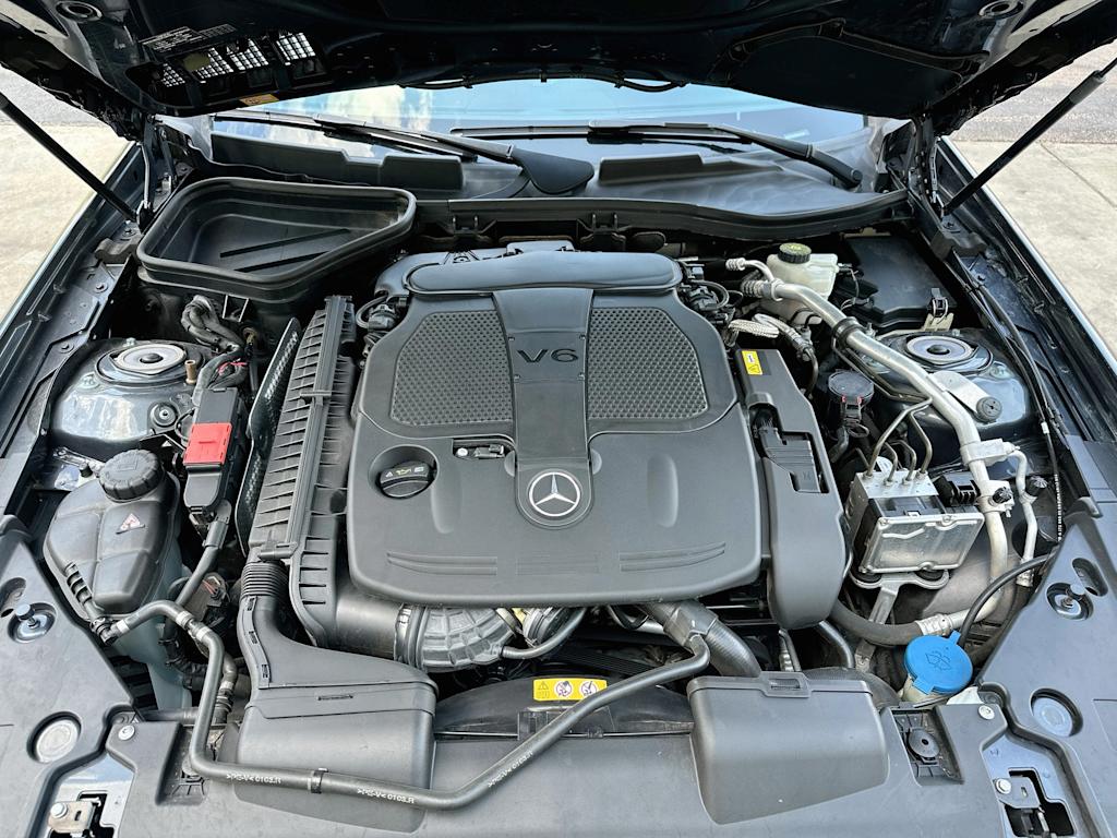Thumbnail: 2013 Mercedes-Benz SLK - 9