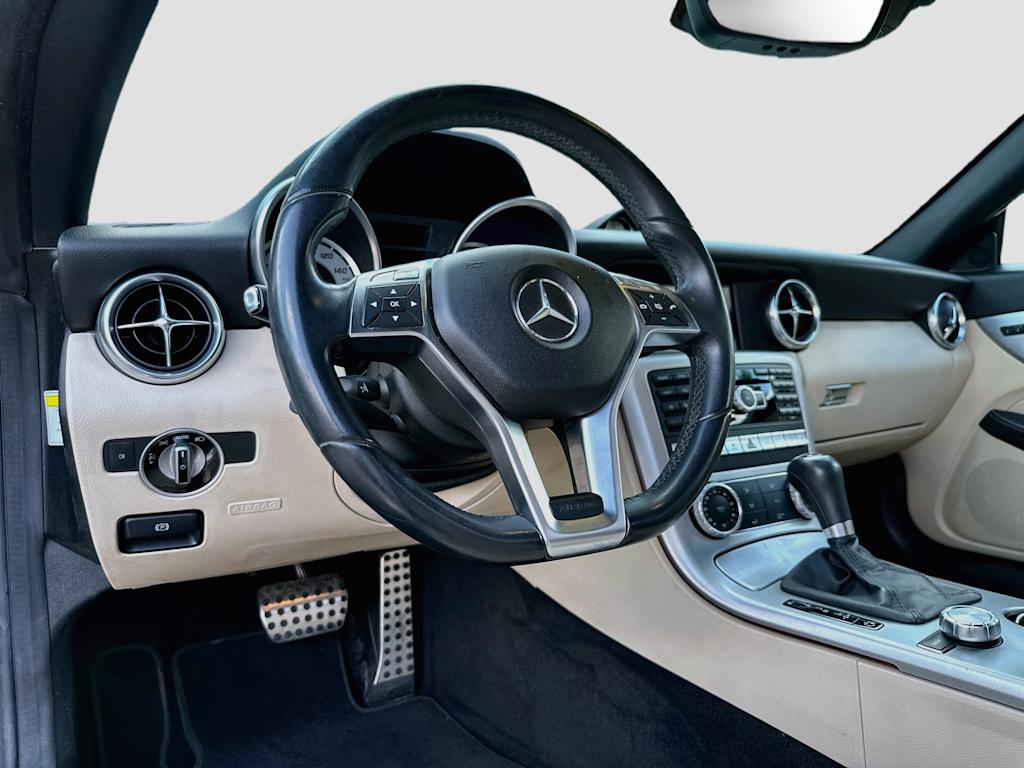 Thumbnail: 2013 Mercedes-Benz SLK - 2