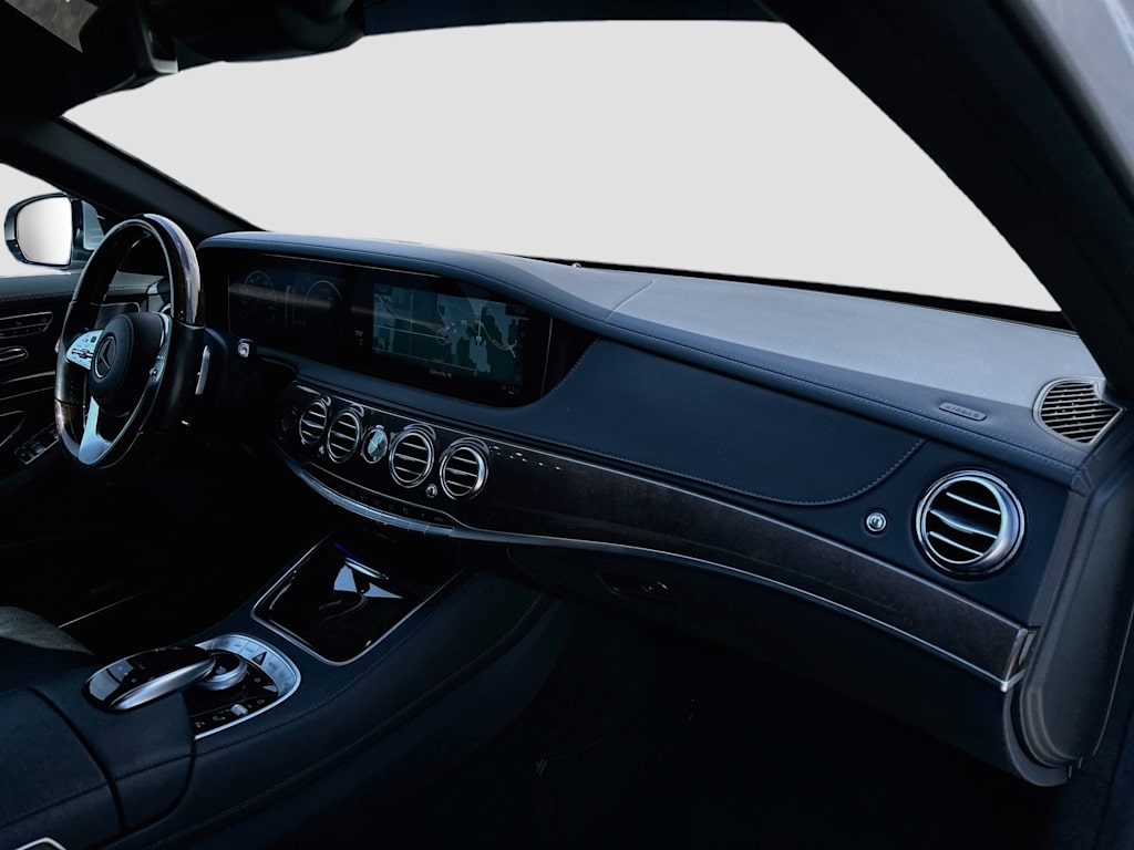 Thumbnail: 2020 Mercedes-Benz S-Class - 32