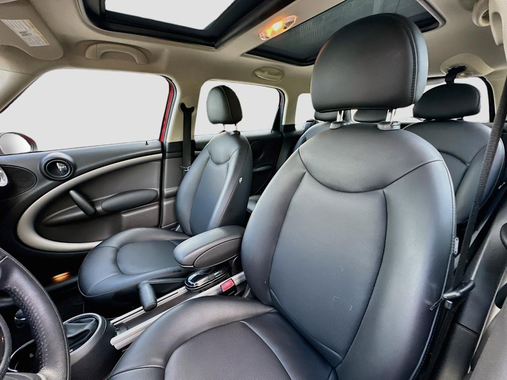Thumbnail: 2012 MINI Cooper Countryman - 26