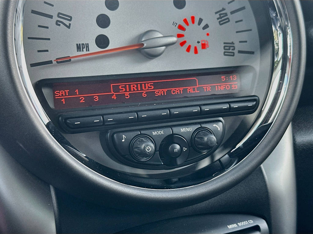 Thumbnail: 2012 MINI Cooper Countryman - 23