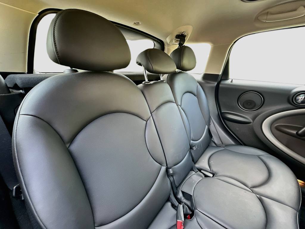 Thumbnail: 2012 MINI Cooper Countryman - 28
