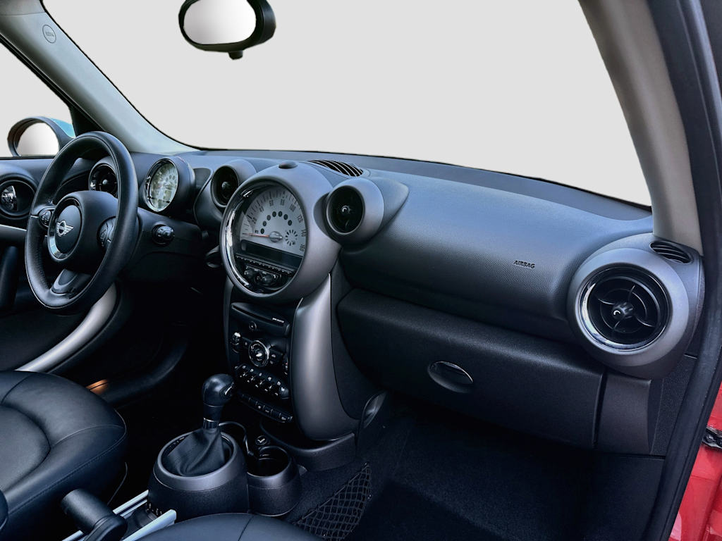 Thumbnail: 2012 MINI Cooper Countryman - 30