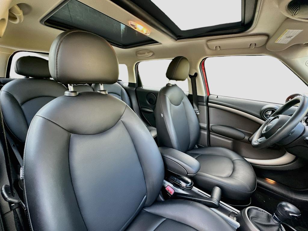 Thumbnail: 2012 MINI Cooper Countryman - 29
