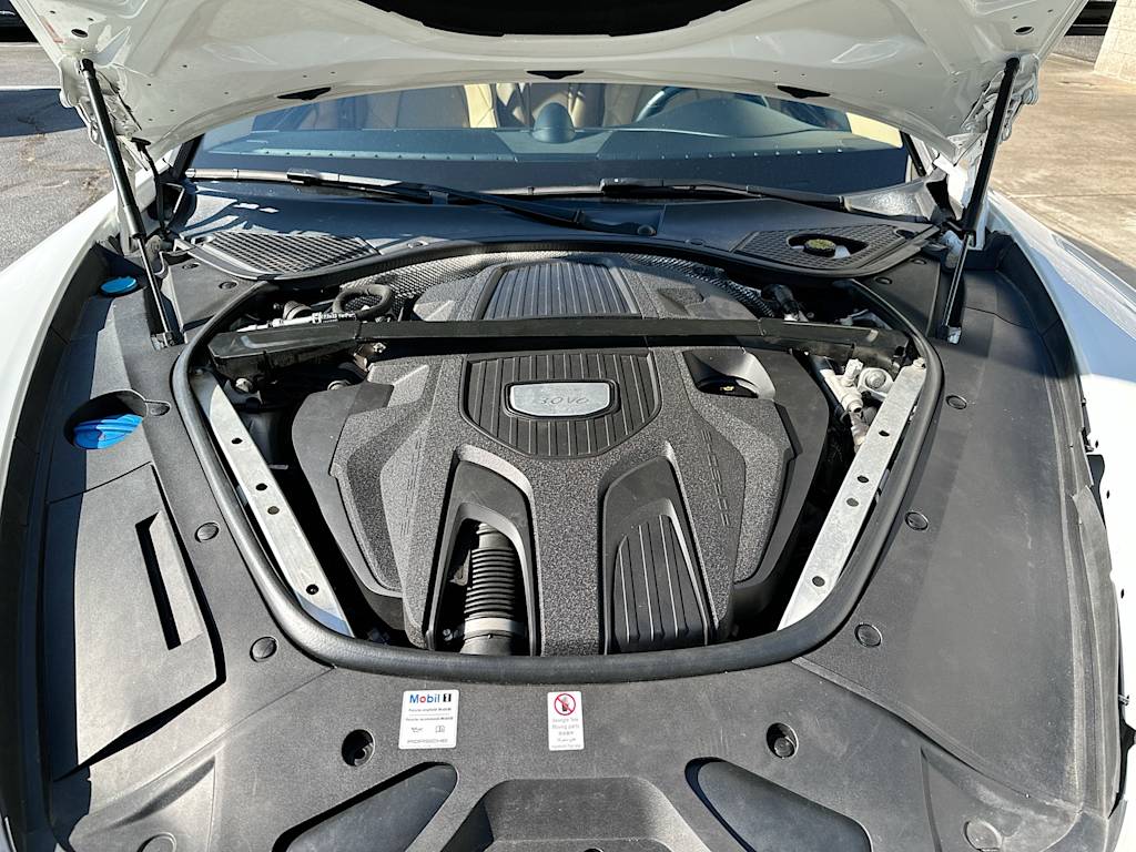 Thumbnail: 2018 Porsche Panamera - 8
