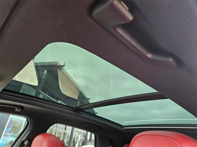 Thumbnail: 2023 Porsche Cayenne - 22