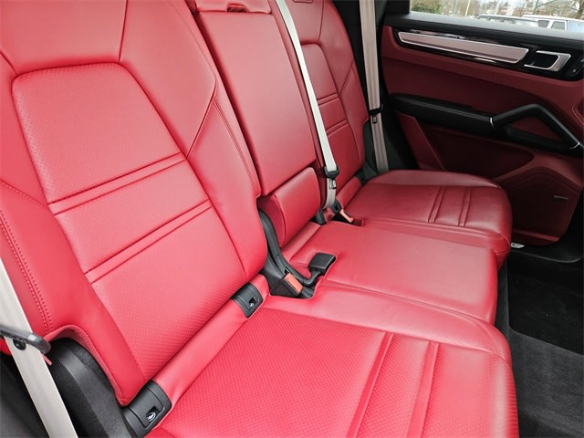 Thumbnail: 2023 Porsche Cayenne - 24