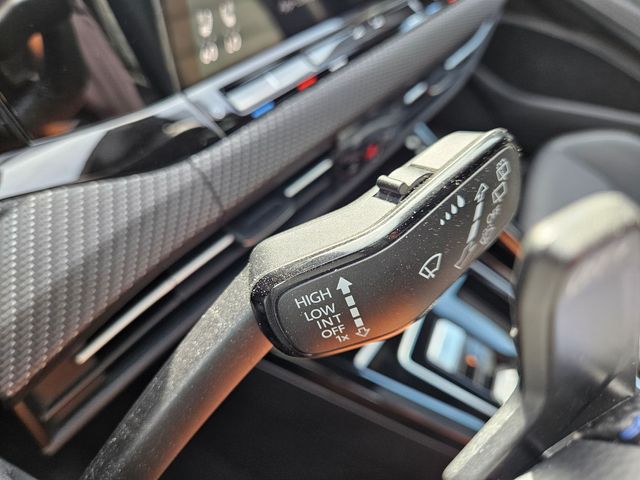 Thumbnail: 2024 Volkswagen Golf - 32