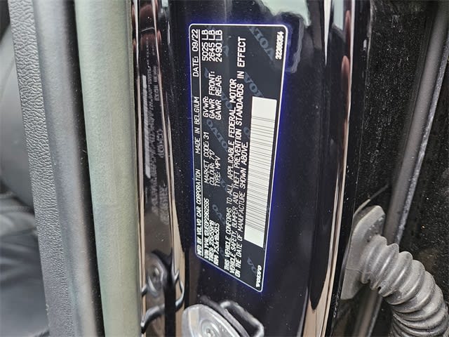 Thumbnail: 2023 Volvo XC40 - 20