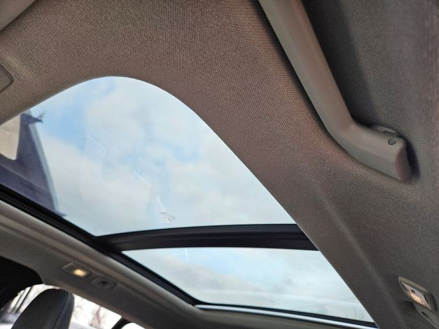 Thumbnail: 2023 Volvo XC40 - 29