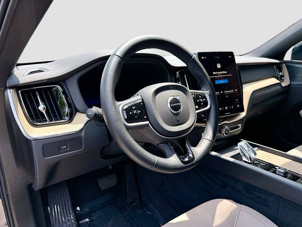 Thumbnail: 2026 Volvo XC60 - 2
