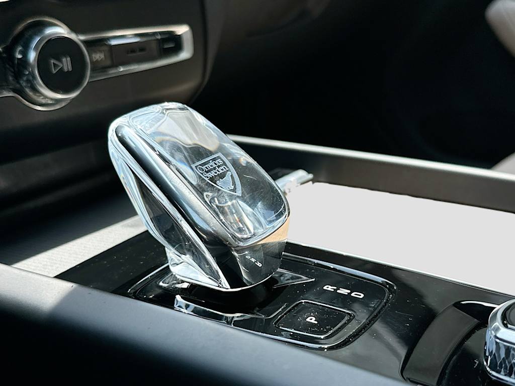 Thumbnail: 2026 Volvo XC60 - 16