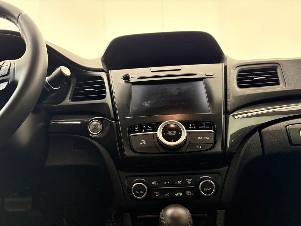 Thumbnail: 2019 Acura ILX - 14