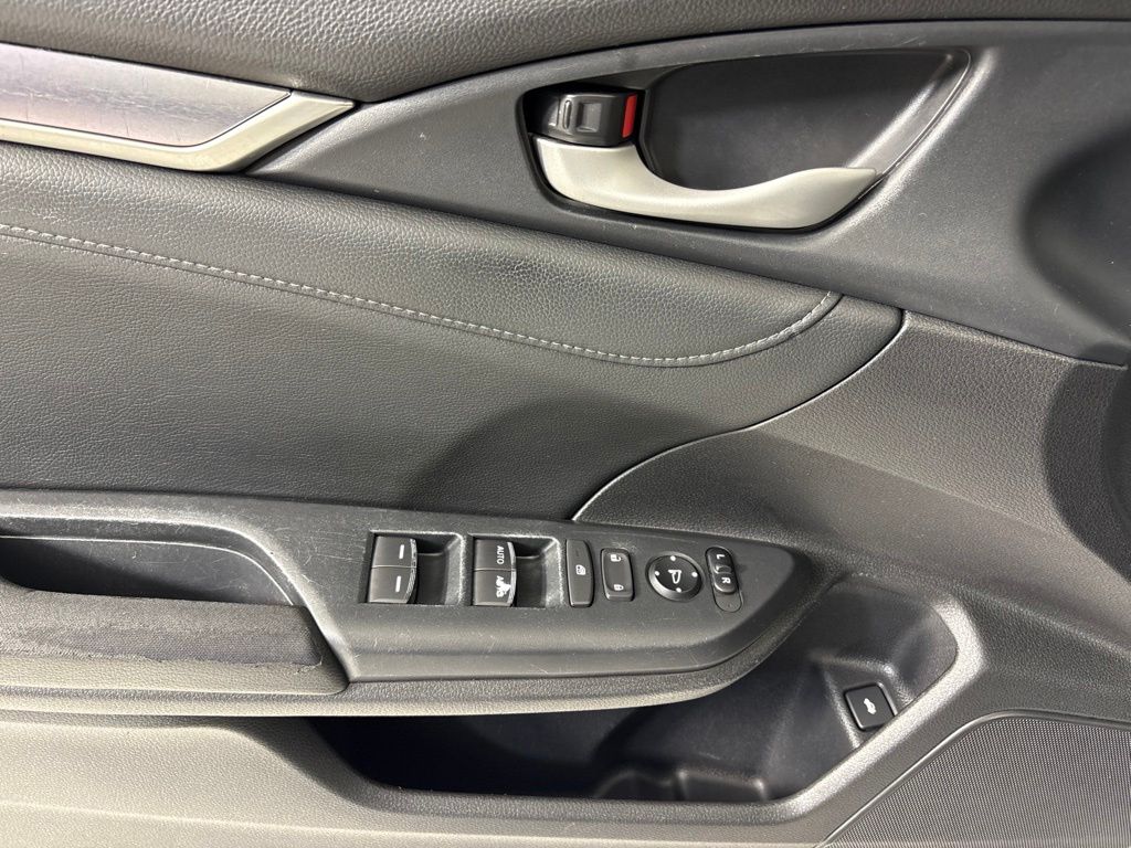 Thumbnail: 2016 Honda Civic - 25