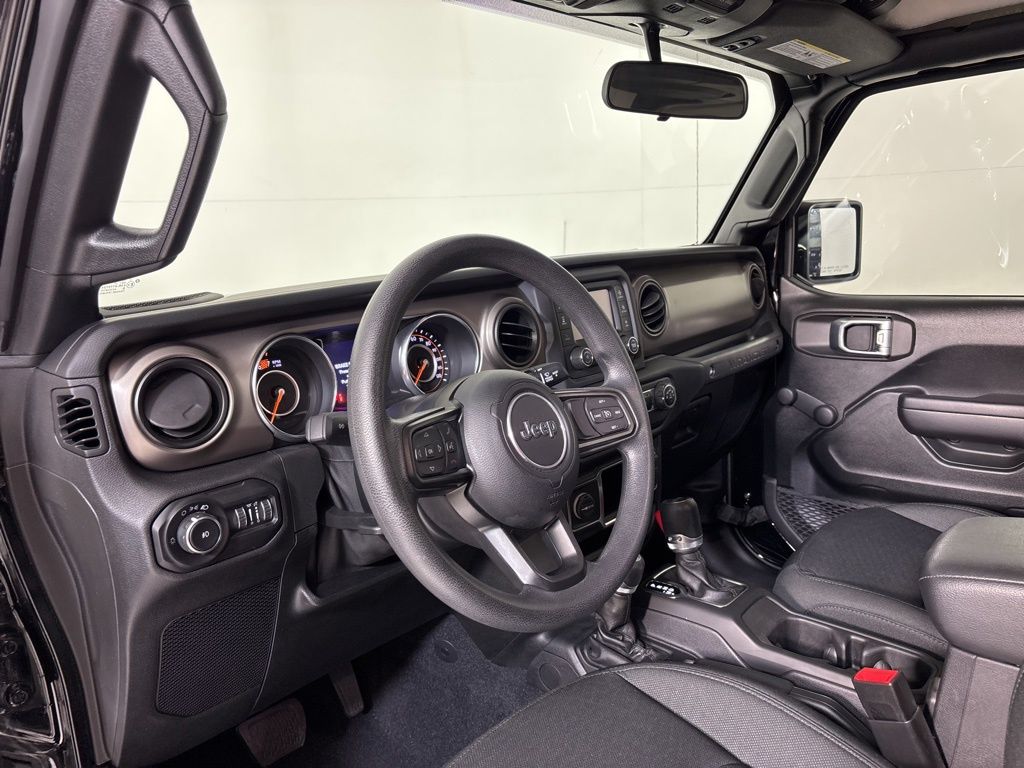 Thumbnail: 2020 Jeep Wrangler - 10