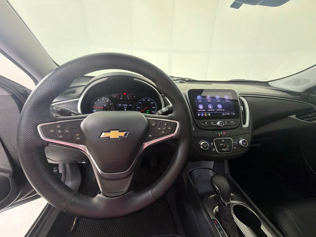 Thumbnail: 2023 Chevrolet Malibu - 2