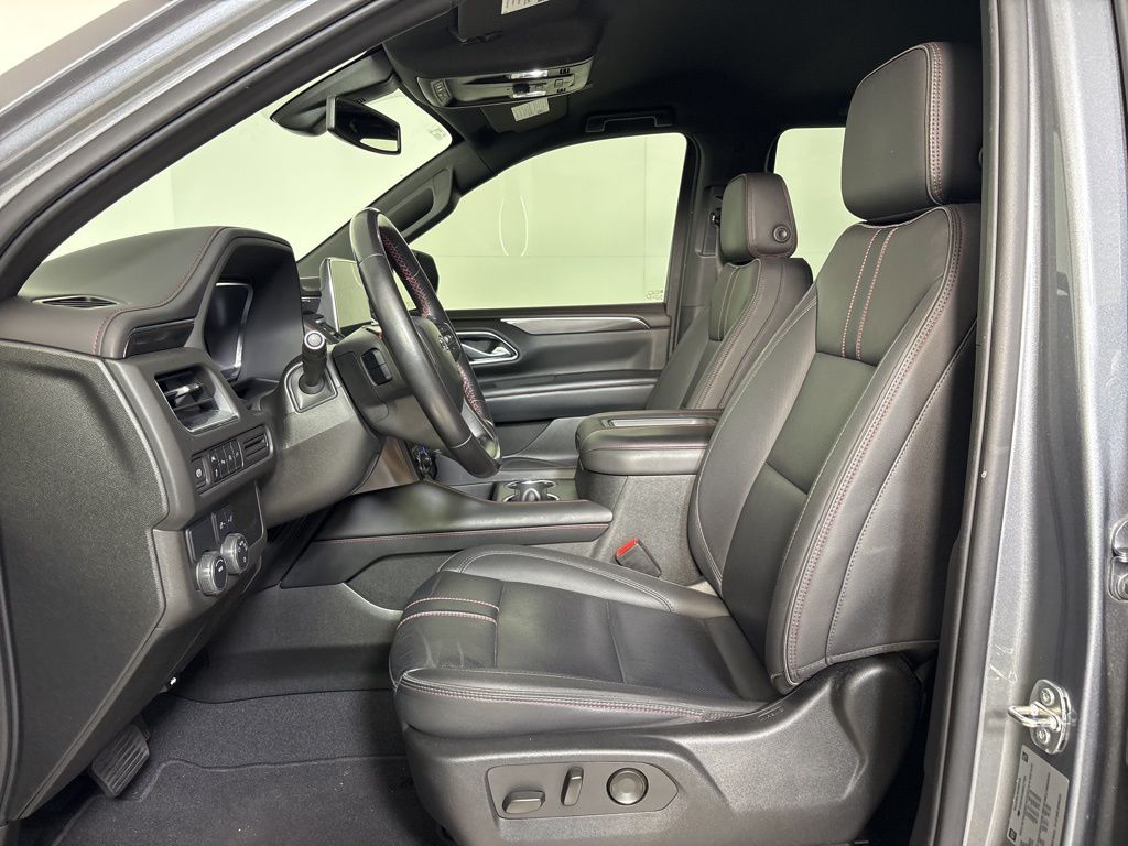 Thumbnail: 2022 Chevrolet Tahoe - 10