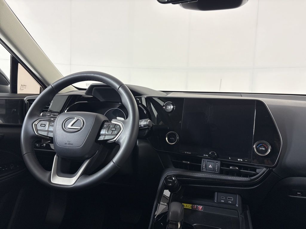 Thumbnail: 2024 Lexus ES - 28