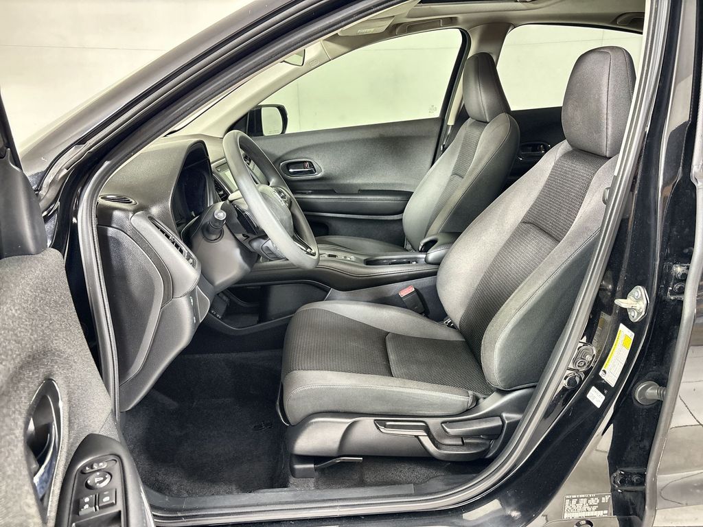 Thumbnail: 2021 Honda HR-V - 8