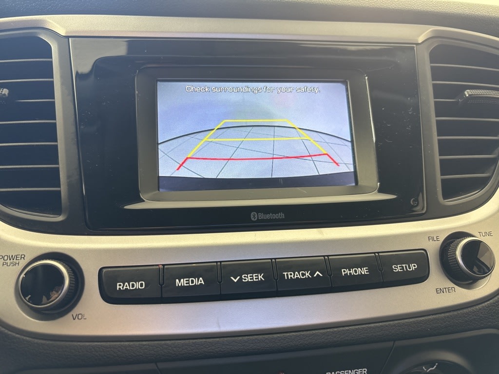 Thumbnail: 2022 Hyundai Accent - 27