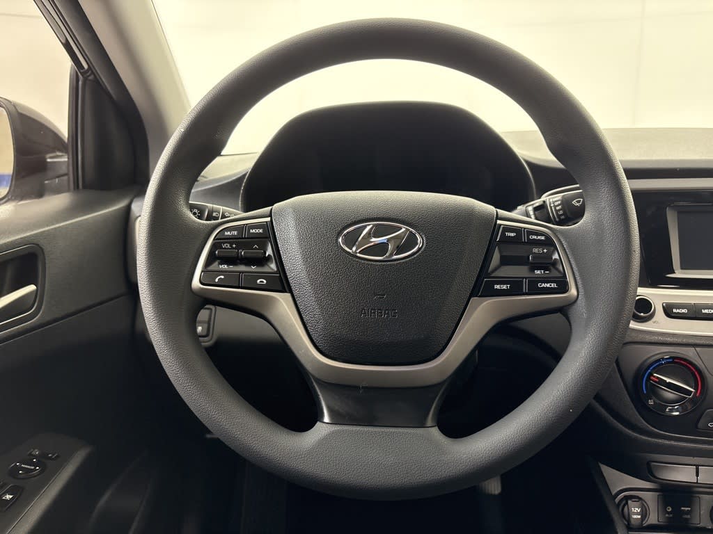 Thumbnail: 2022 Hyundai Accent - 13