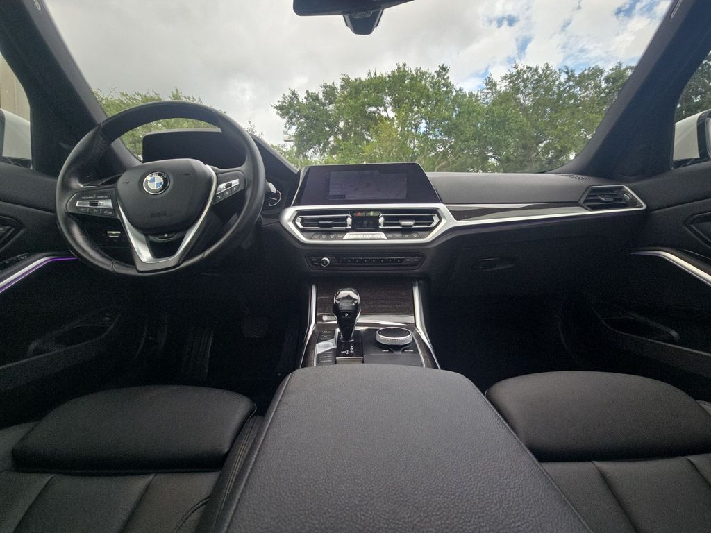 Thumbnail: 2020 BMW 3 Series - 2
