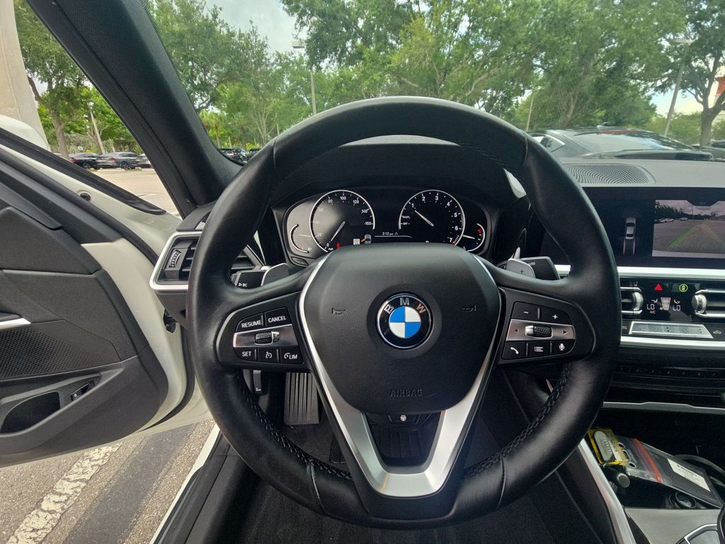 Thumbnail: 2020 BMW 3 Series - 13