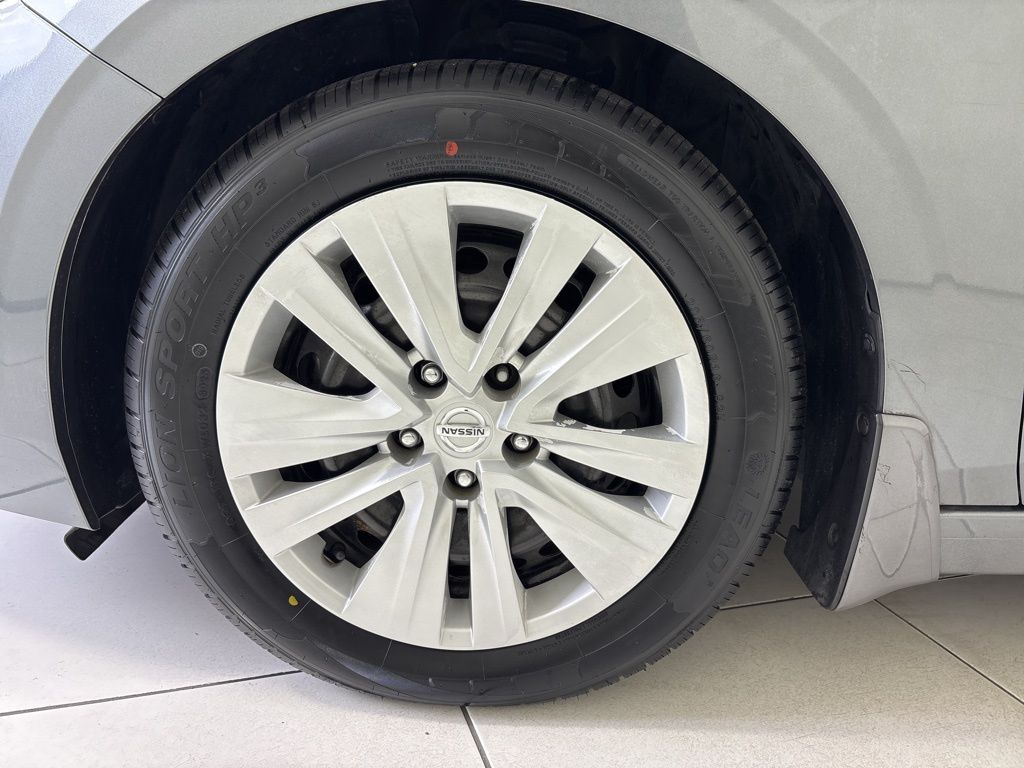 Thumbnail: 2021 Nissan Sentra - 7