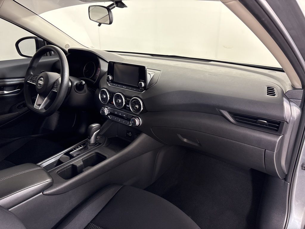 Thumbnail: 2021 Nissan Sentra - 2