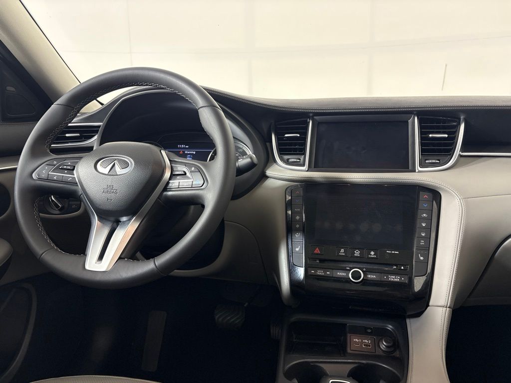 Thumbnail: 2023 INFINITI QX50 - 14