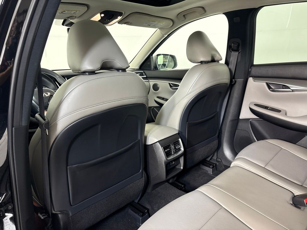 Thumbnail: 2023 INFINITI QX50 - 26