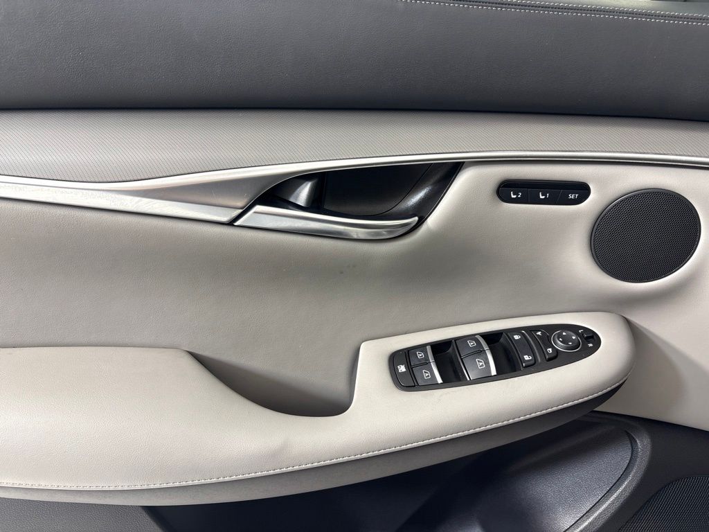 Thumbnail: 2023 INFINITI QX50 - 25