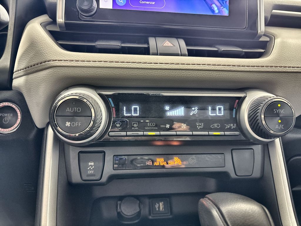 Thumbnail: 2024 Toyota RAV4 - 24