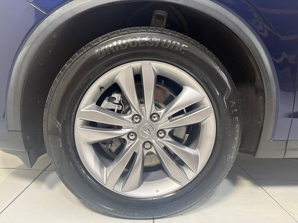 Thumbnail: 2023 Acura MDX - 8