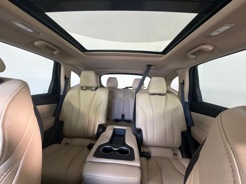 Thumbnail: 2023 Acura MDX - 34
