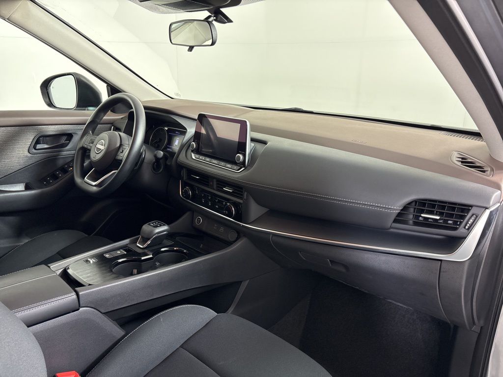 Thumbnail: 2023 Nissan Rogue - 2