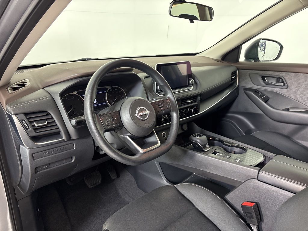 Thumbnail: 2023 Nissan Rogue - 9