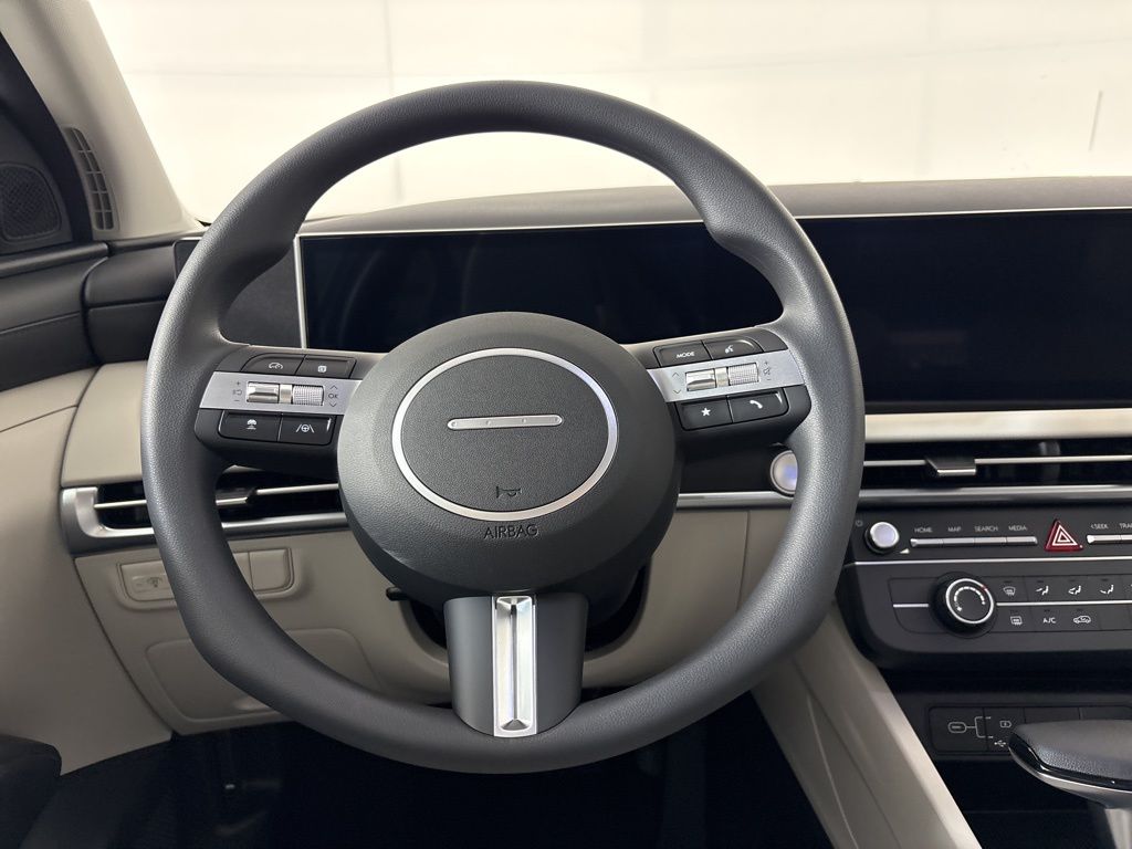 Thumbnail: 2026 Hyundai Tucson - 14