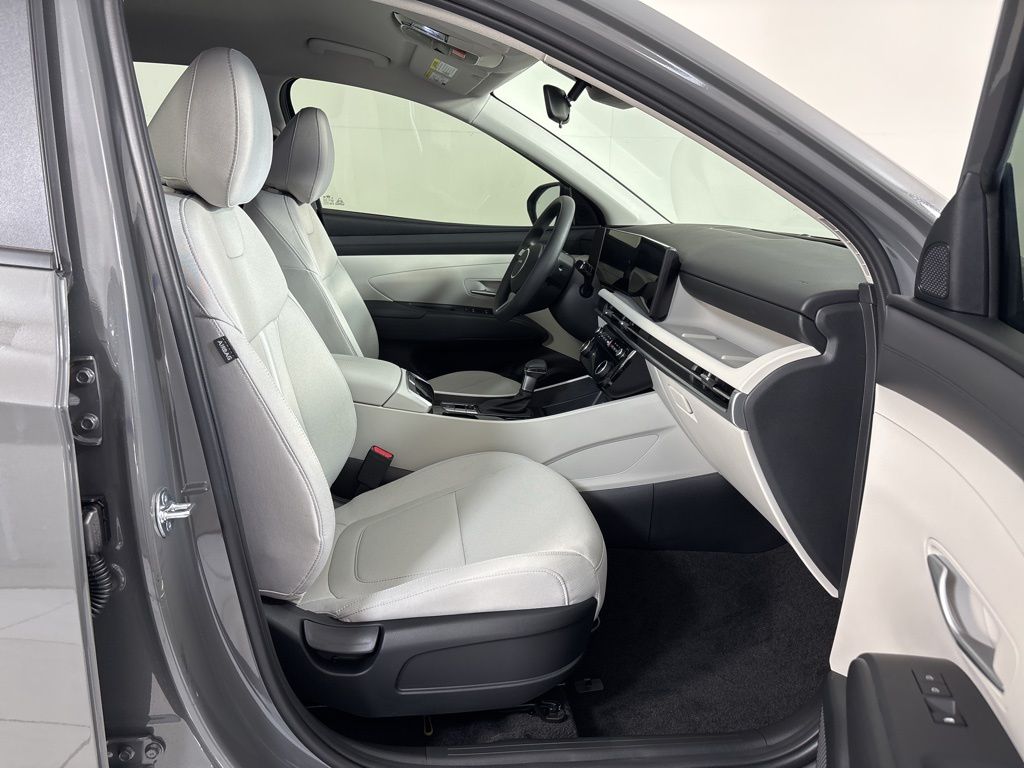 Thumbnail: 2026 Hyundai Tucson - 11
