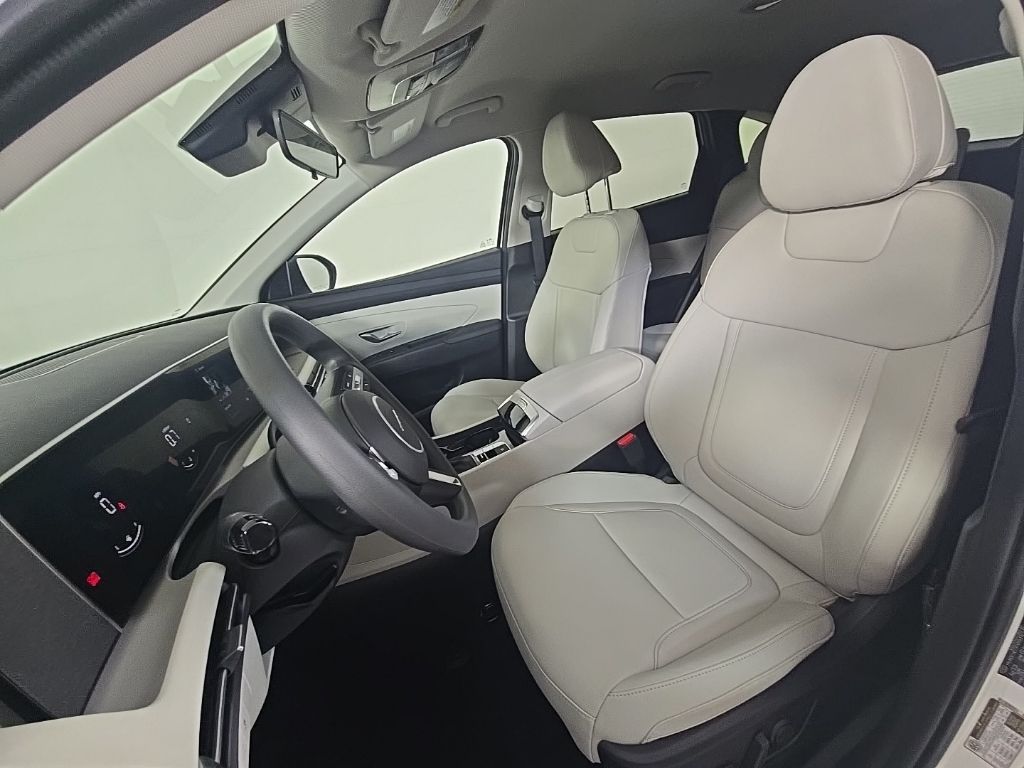 Thumbnail: 2026 Hyundai Tucson - 12