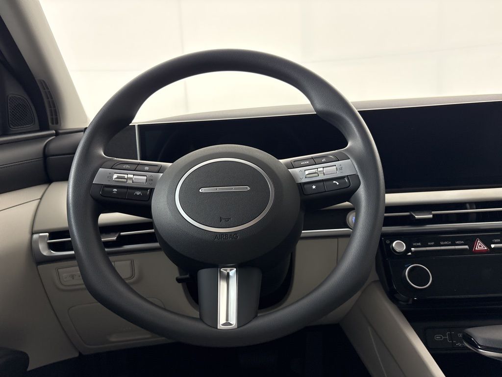 Thumbnail: 2026 Hyundai Tucson - 14