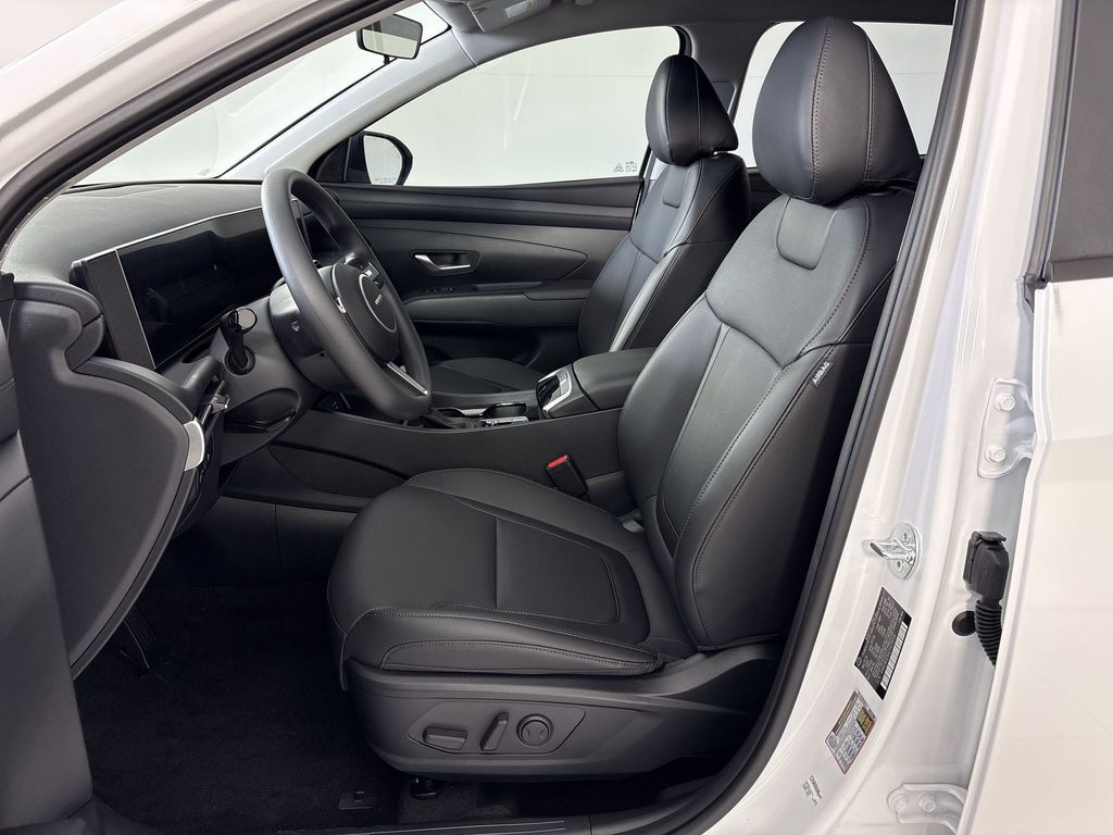 Thumbnail: 2026 Hyundai Tucson - 8