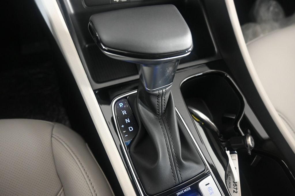 Thumbnail: 2025 Hyundai Tucson - 13